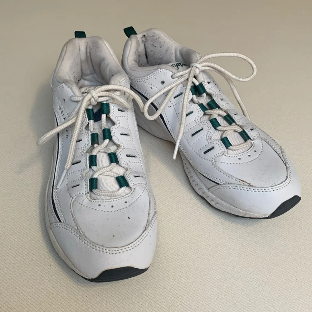 Easy Spirit Women’s Athletic Shors